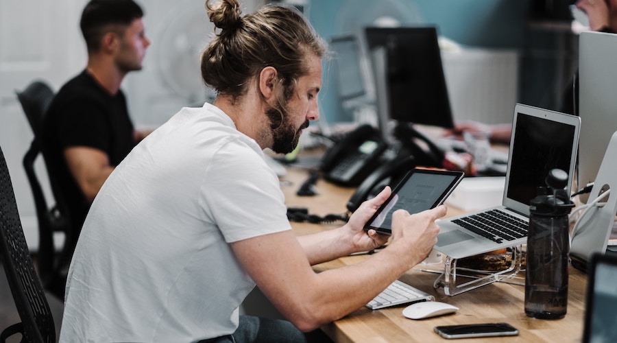 お金_成果_いただく３